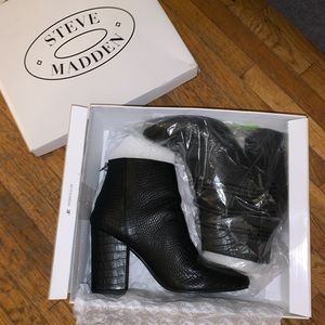 Steve Madden snake skin bootie